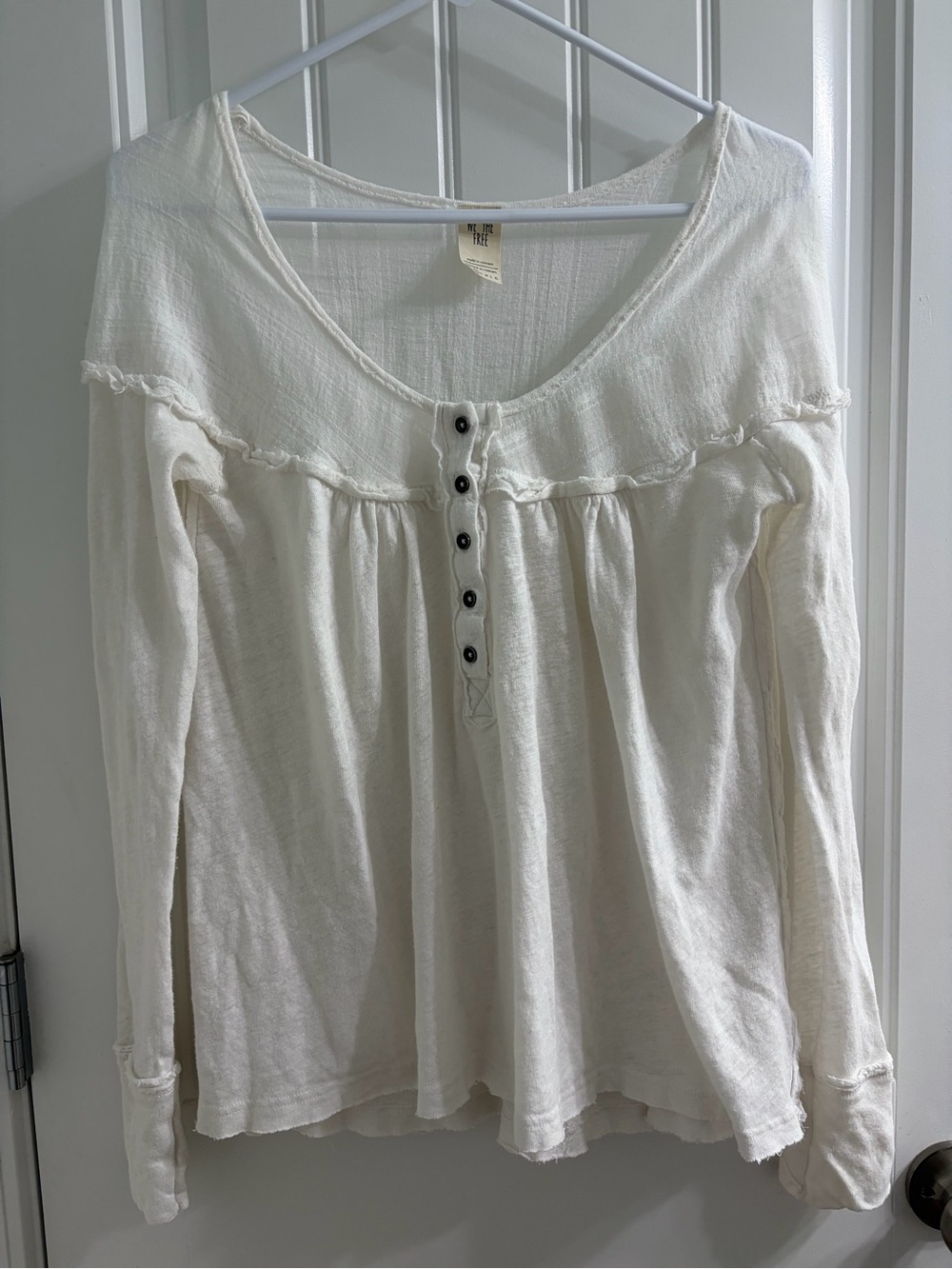 We The Free Cream Long Sleeve Scoop Henley Peasant Top Sz XS Lagenlook Boho